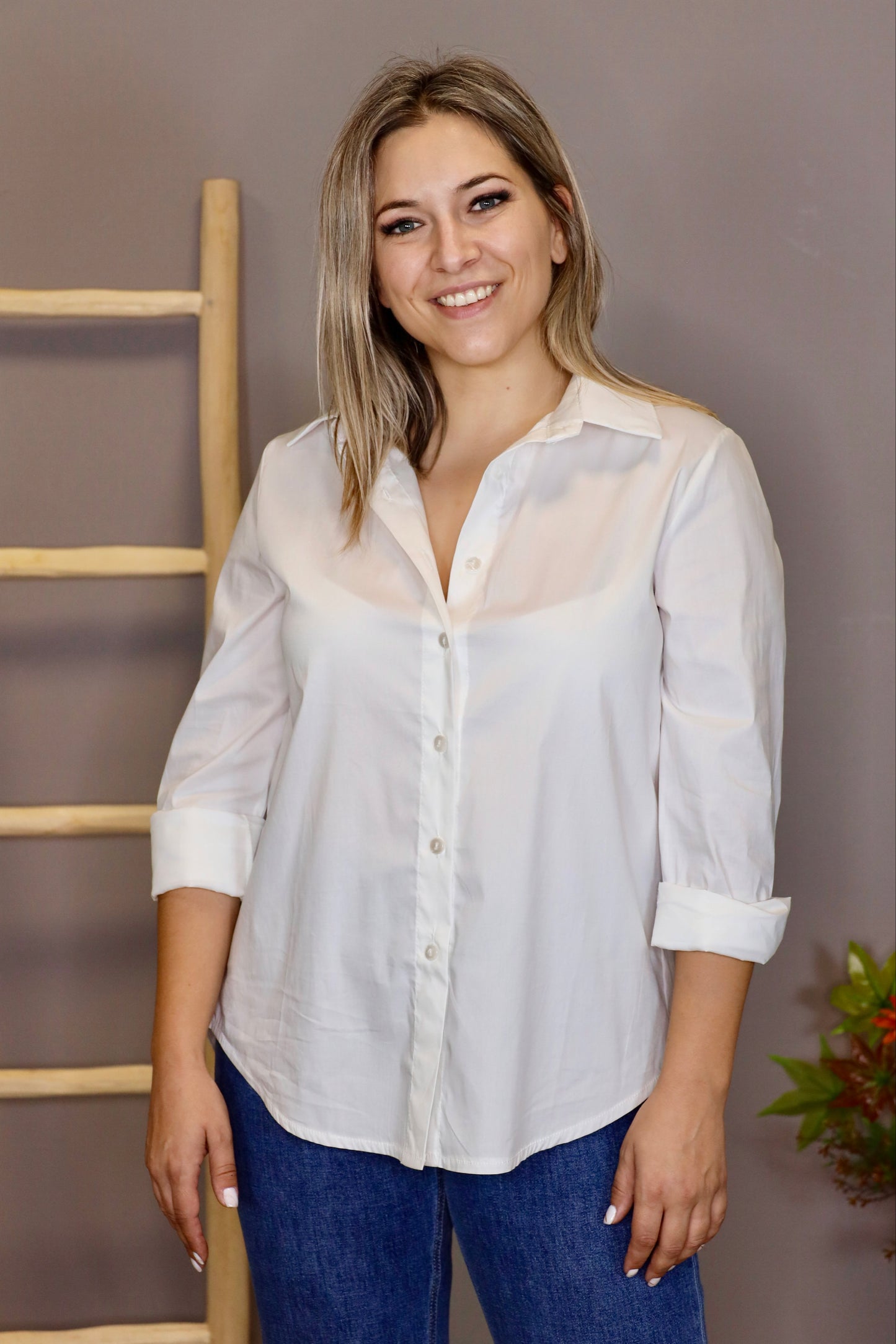 Camisa blanca básica