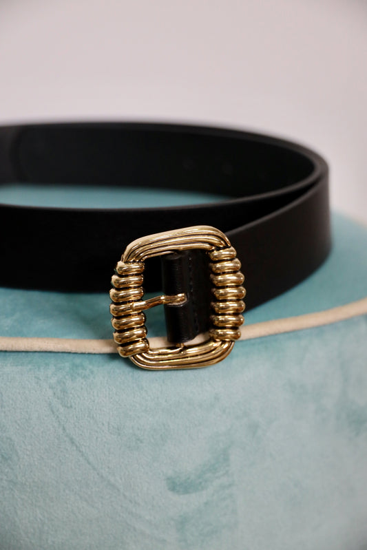 Cinturón Hebilla Dorada